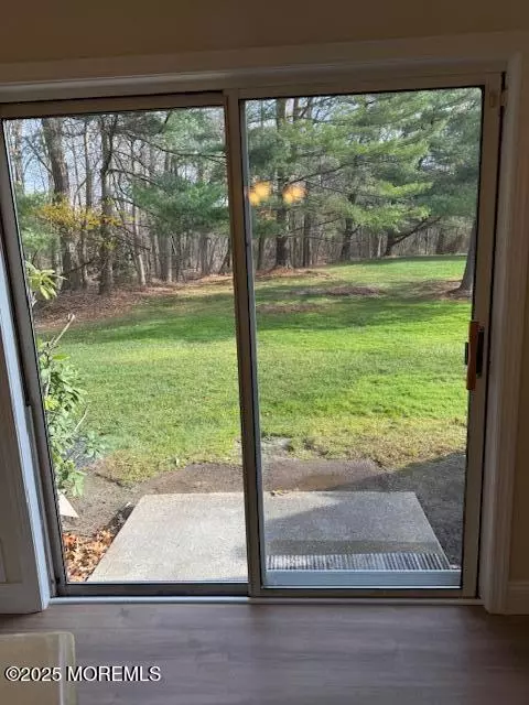 Morganville, NJ 07751,975 Lily Court