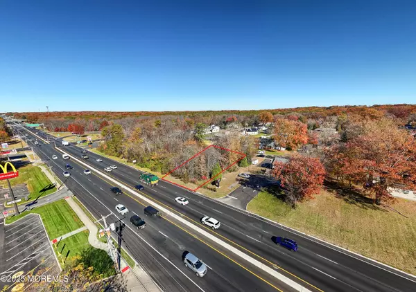 Howell, NJ 07731,9 Rustic Drive