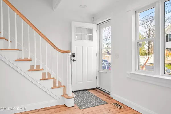 Keyport, NJ 07735,14 Cedar Street