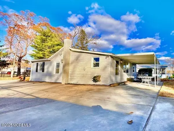 Spotswood, NJ 08884,53 Newark Avenue