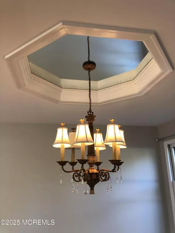 Toms River, NJ 08753,683 Princess Court