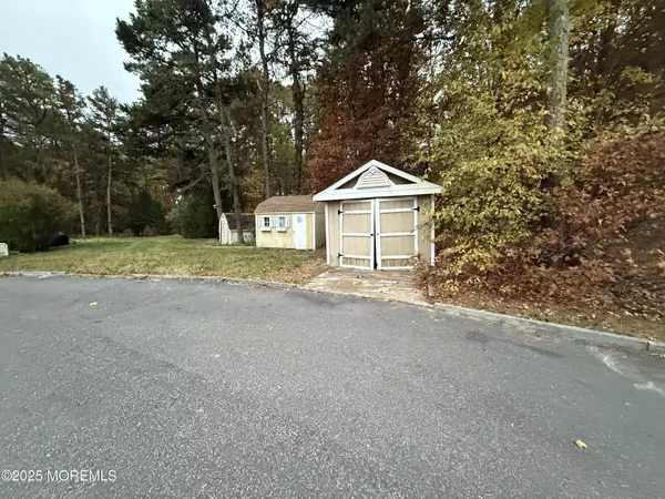 Jackson, NJ 08527,9 Southfork Drive