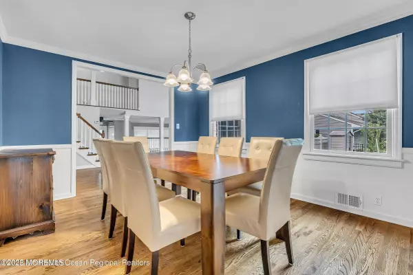 Oakhurst, NJ 07755,1 Barbara Lane