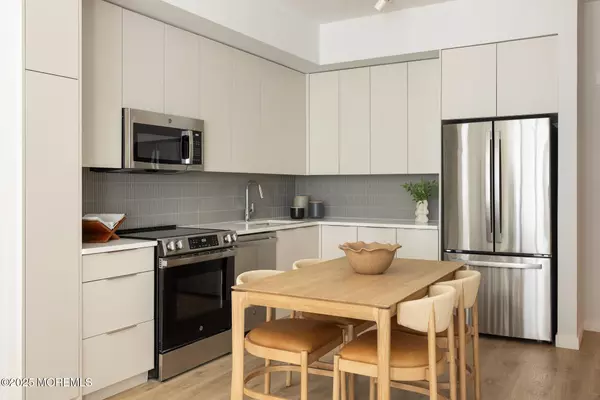 Asbury Park, NJ 07712,1150 Kingsley Street #641