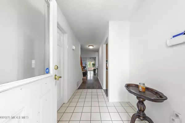 Manahawkin, NJ 08050,107 Deerfield Drive