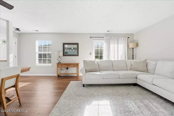 Tinton Falls, NJ 07712,26 Dover Court