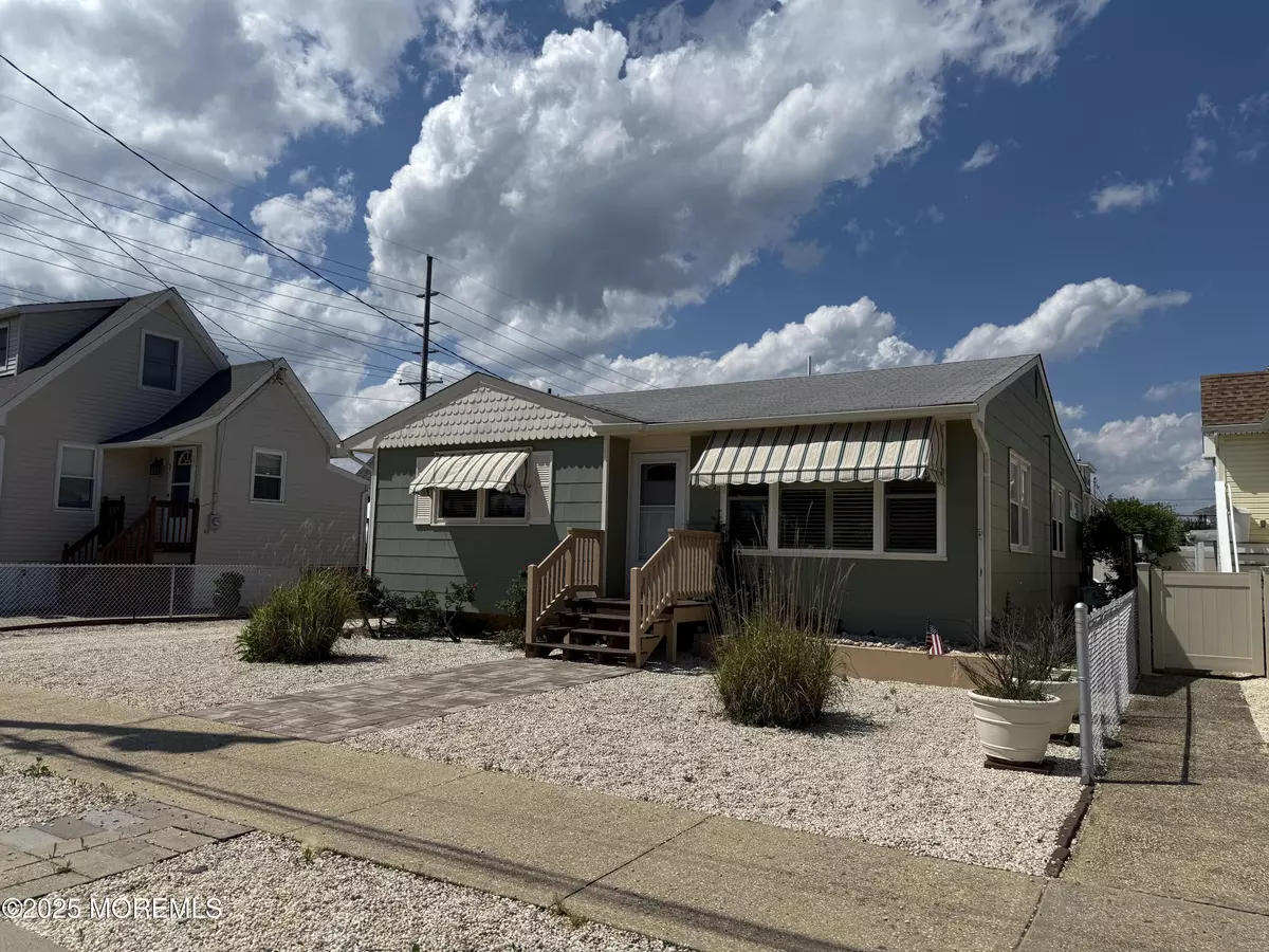 Seaside Park, NJ 08752,138 10th Avenue