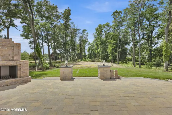 Matawan, NJ 07747,160 Freneau Avenue