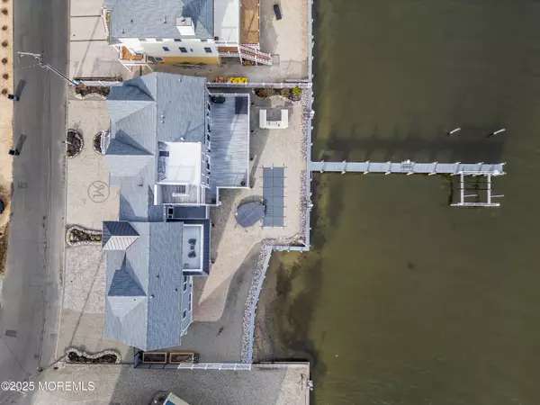 Toms River, NJ 08753,75 Bay Shore Drive