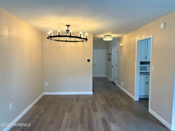 Tinton Falls, NJ 07724,61 Lenape Trail