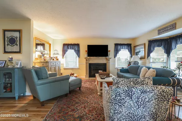 Barnegat, NJ 08005,13 Sequoia Court