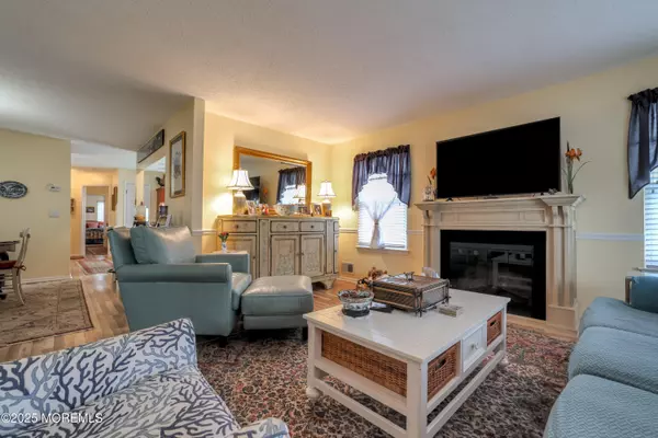 Barnegat, NJ 08005,13 Sequoia Court