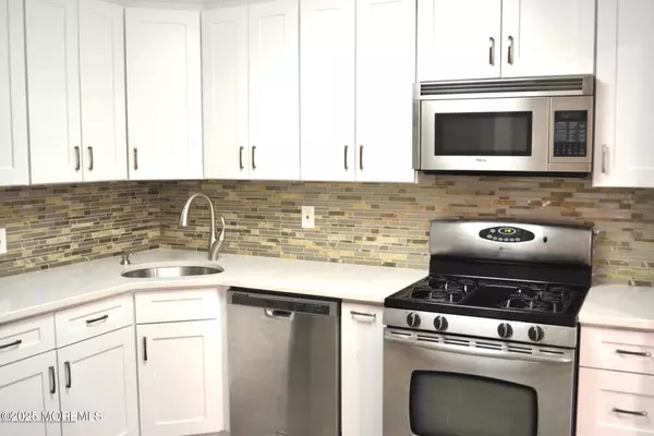 15 Interlaken Court #6, Freehold, NJ 07728