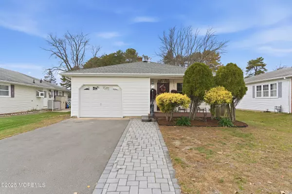 146 Bimini Drive, Toms River, NJ 08757