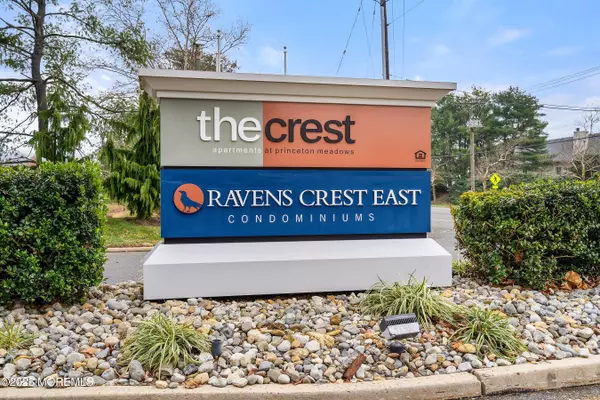 Plainsboro, NJ 08536,4914 Ravens Crest Drive #4914