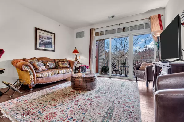 Lakewood, NJ 08701,735 Amy Court