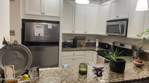 735 Amy Court, Lakewood, NJ 08701