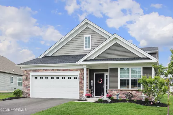 152 Edenton Drive, Barnegat, NJ 08005