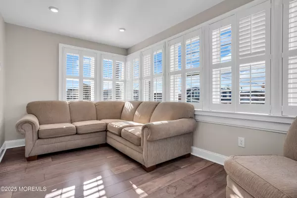 Wildwood, NJ 08260,113 W Roberts Avenue