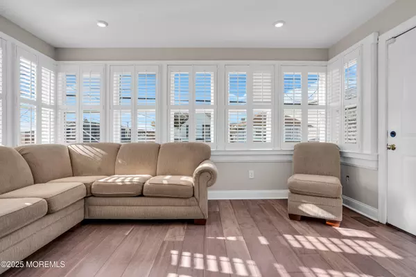 Wildwood, NJ 08260,113 W Roberts Avenue