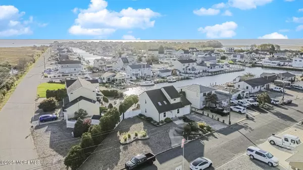 Lanoka Harbor, NJ 08734,1001 Painter Pt