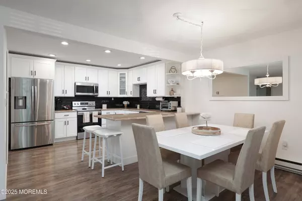 Red Bank, NJ 07701,126 Manchester Court