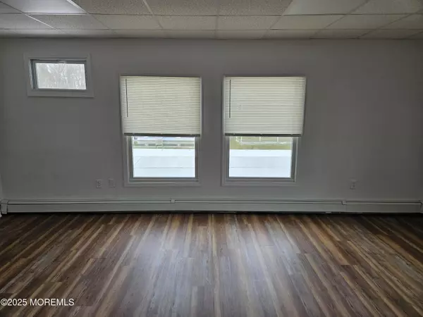 Toms River, NJ 08757,631 Jamaica Boulevard