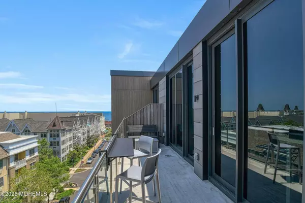 Long Branch, NJ 07740,30 Melrose Terrace #603