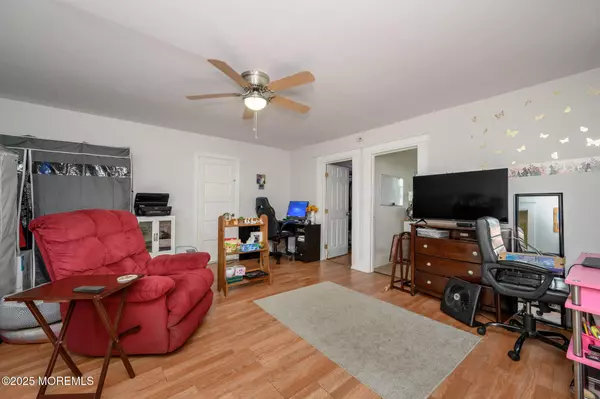 Keansburg, NJ 07734,115 10th Street #11-113