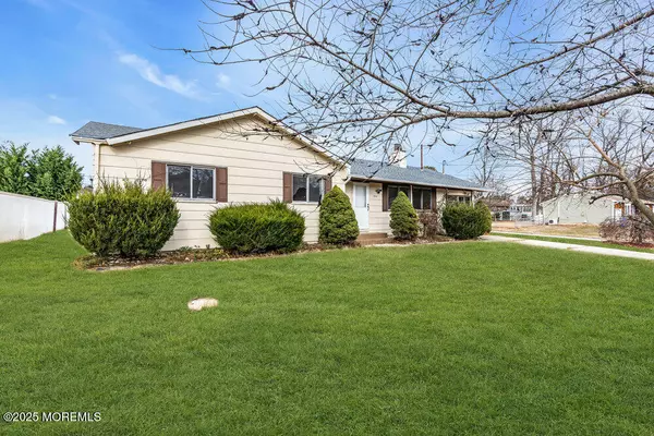 Toms River, NJ 08757,1841 2nd Avenue