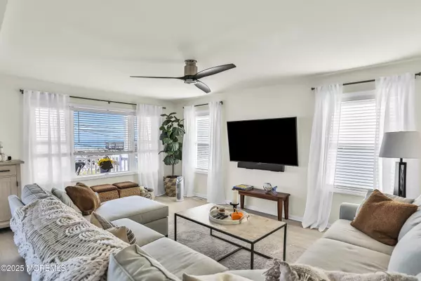 Sea Bright, NJ 07760,250 Ocean Avenue