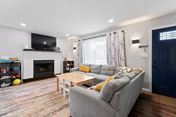 Belford, NJ 07718,573 Sumner Avenue