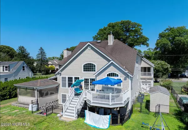 Oakhurst, NJ 07755,186 Whalepond Road