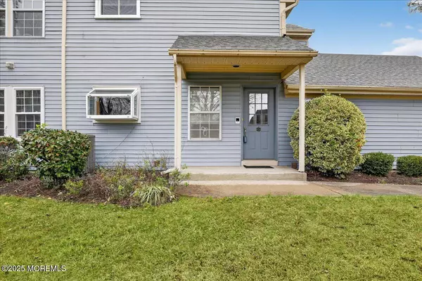 Monroe, NJ 08831,5 Wingate Court #5D