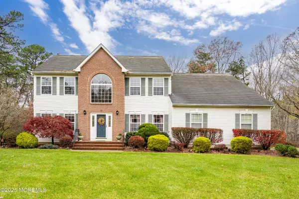 18 Serendipity Drive, Jackson, NJ 08527