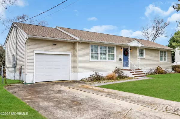 Spring Lake Heights, NJ 07762,2419 Kipling Avenue