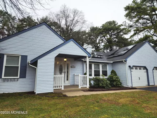 Whiting, NJ 08759,25 Dartmouth Street #61