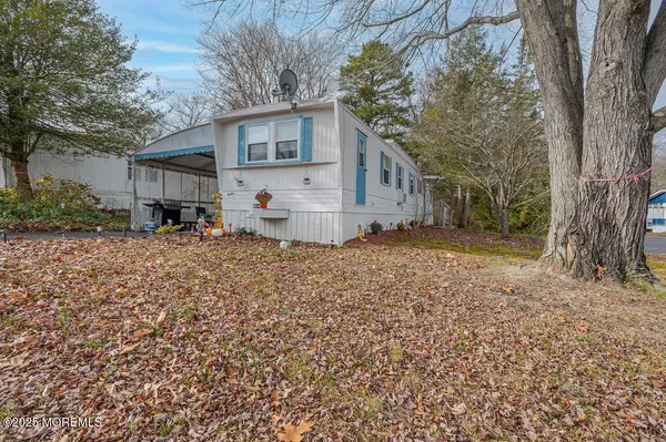 Jackson, NJ 08527,12 Alissa Terrace