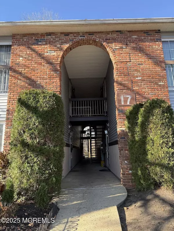 Freehold, NJ 07728,177 Augusta Court