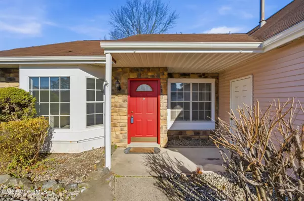 Tinton Falls, NJ 07753,12 Bridle Path