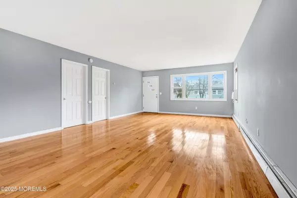 Brick, NJ 08723,21 N Raleigh Road