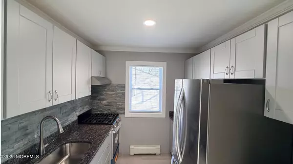 Matawan, NJ 07747,420 Cross Road #B16