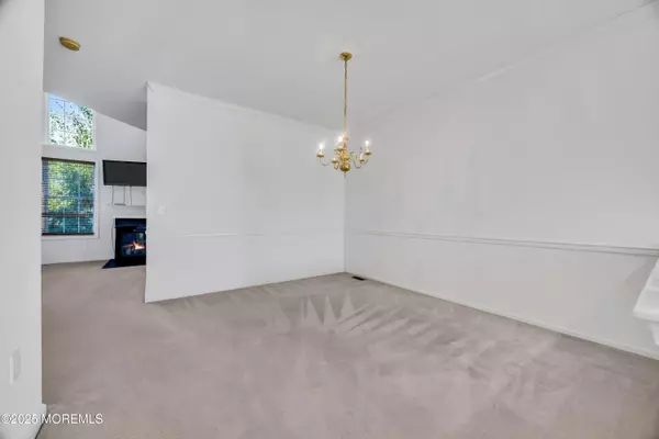 Manalapan, NJ 07726,82 Demarest Drive