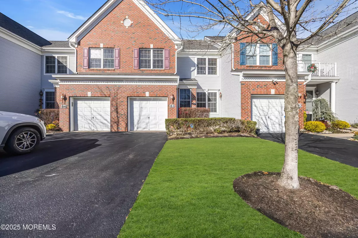 Manalapan, NJ 07726,82 Demarest Drive