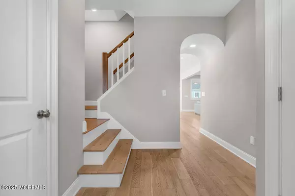 Port Monmouth, NJ 07758,34 York Avenue