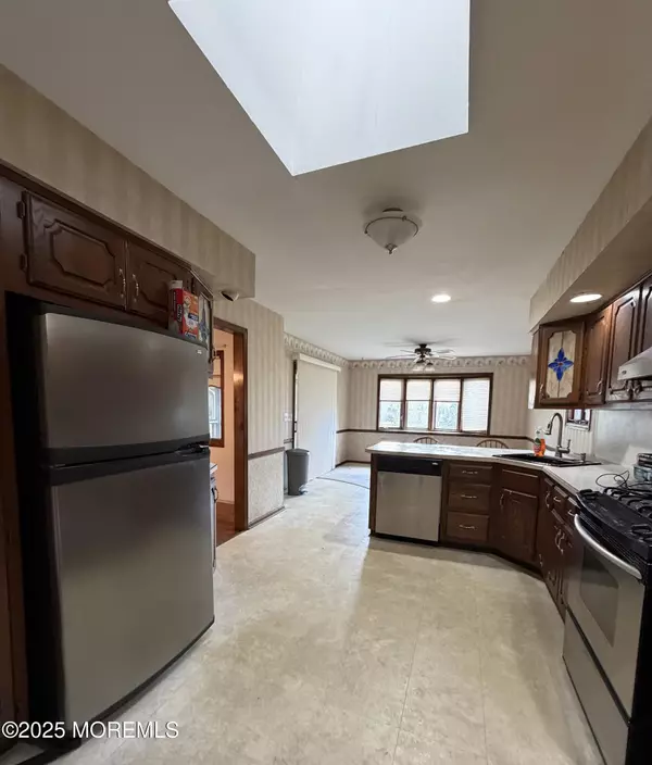 Freehold, NJ 07728,48 Homestead Road