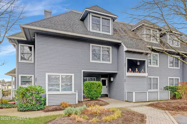 Toms River, NJ 08753,302 Spinnakers Cove