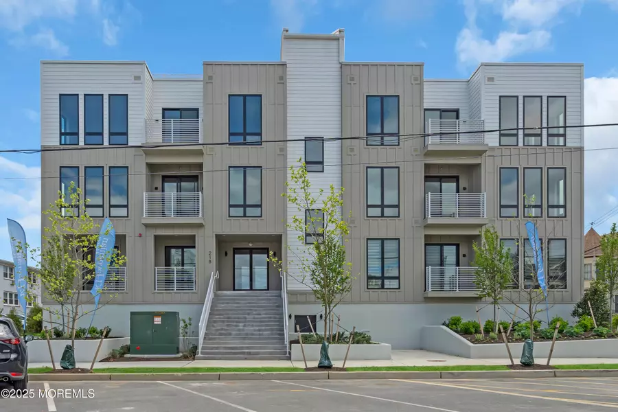 218 3rd Avenue #201, Asbury Park, NJ 07712