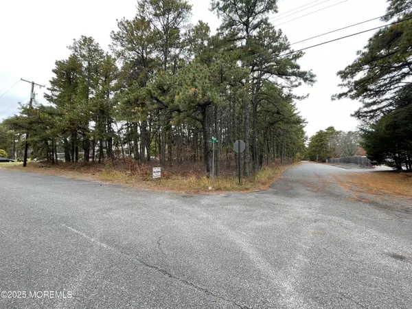 Forked River, NJ 08731,0 Holly Road