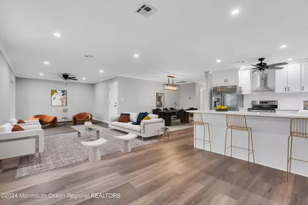 Toms River, NJ 08757,8 Venezia Street